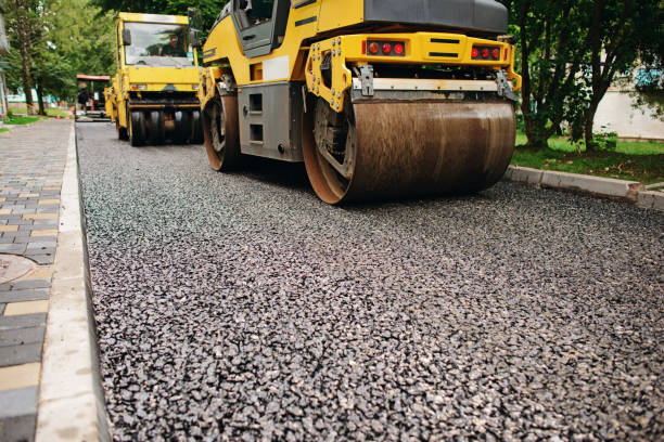 Best Local Driveway Pavers  in Zeeland, MI